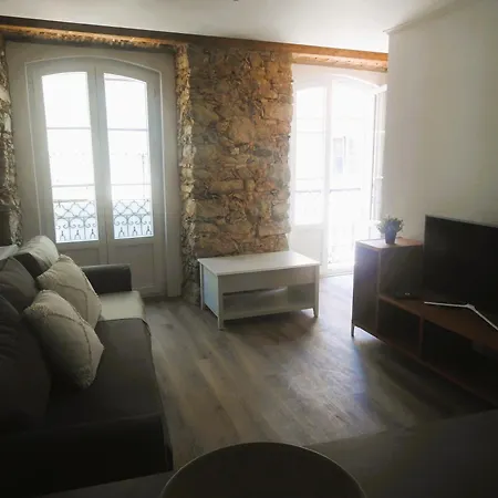 The Writer's Neighbor I Vila Franca de Xira